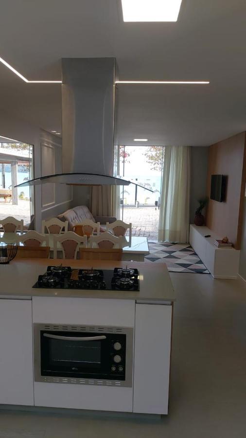 Apartamento Frente Mar Na Baia De Порту-Белу Экстерьер фото