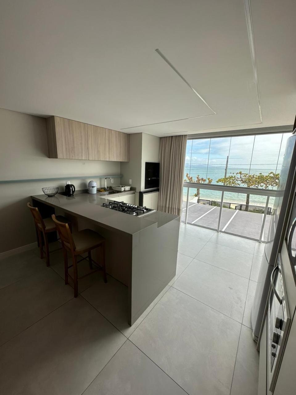 Apartamento Frente Mar Na Baia De Порту-Белу Экстерьер фото